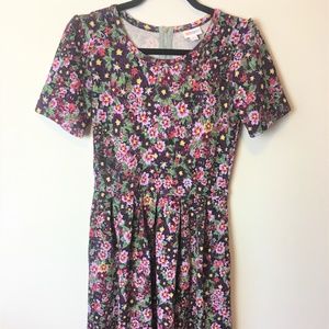 NWOT LuLaRoe Amelia dress w/ pockets! 👗